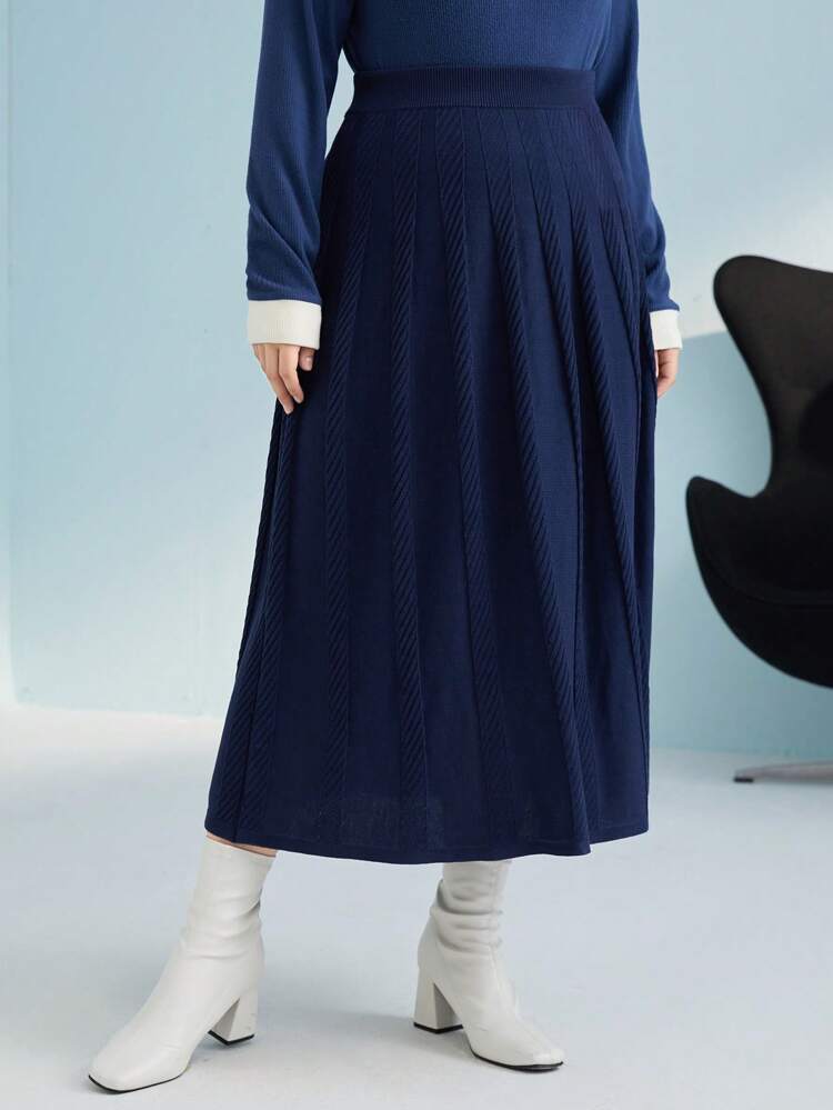 Plus Solid A-Line Pleated Sweater Skirt