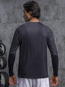 Manfinity Sport Corelite 男士 Geo 印花插肩袖運動 T 卹鍛鍊上衣 - 黑色 - 查看 2