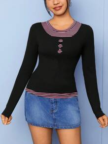 SHEIN EZwear Camiseta con estampado de rayas con diseño de botón