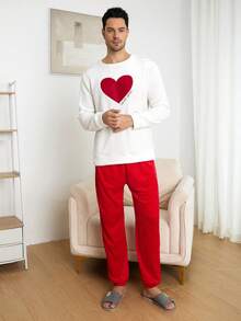 男士愛心和字母圖案上衣和褲子睡衣套裝 - 彩色 - 查看 3
