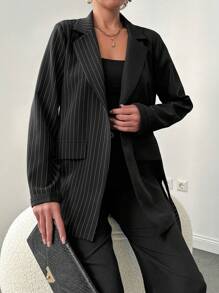 EURMUSE 女士們豎條紋西裝外套 - 黑色 - 查看 6
