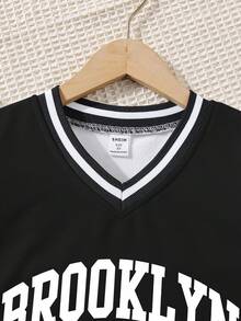 SHEIN Tween Girl Letter Graphic Striped Trim Crop Sweatshirt - Black - View 3