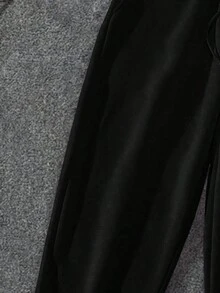 Manfinity Homme 男士加大尺寸字母印花束口褲 - 黑色 - 查看 3