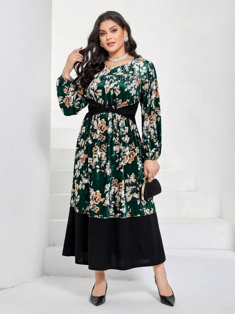 Mulvari Plus Floral Print Twist Waist Dress - Green - View 1