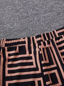 SHEIN 女童針織淨色荷葉邊上衣搭配針織幾何圖案合體長褲套裝 - 米色 - 查看 6