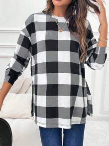 SHEIN Maternity Buffalo Plaid Print Drop Shoulder Split Hem Tee With Long Sleeve - Black and White - View 1