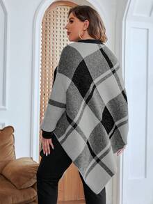 SHEIN LUNE Plus Plaid Pattern Batwing Sleeve Asymmetrical Hem Poncho Sweater - Grey - View 2