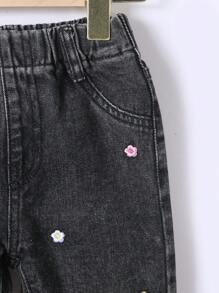 SHEIN 度假风格可爱休闲宽松彩色花卉刺绣女婴蓝色牛仔喇叭裤 - 黑色 - 查看 6