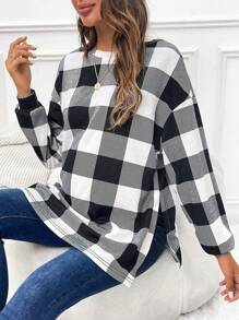 SHEIN Maternity Buffalo Plaid Print Drop Shoulder Split Hem Tee With Long Sleeve - Black and White - View 3