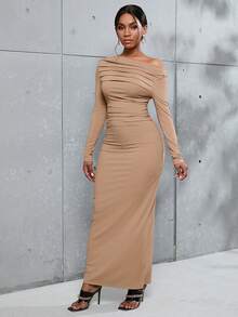 SHEIN Slayr Chất rắn Xù Cổ không đối xứng Váy bodycon - Màu Khaki - Xem 5