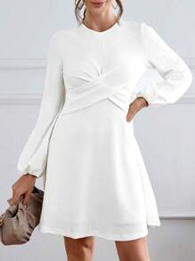 SHEIN Privé 素色前扭結燈籠袖洋裝 - 白色 - 查看 4