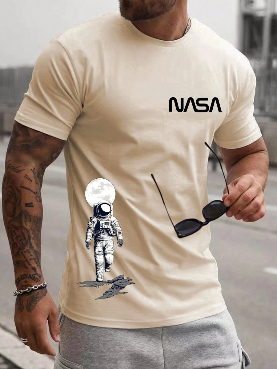 Manfinity Homme Hombres Camiseta con letra & con estampado de astronauta - Albaricoque - Ver 1