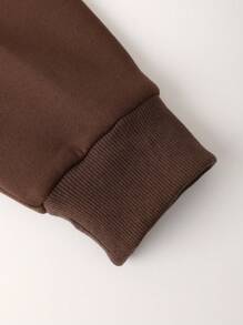 Manfinity Homme Lỏng lẻo phù hợp Nam Lá thư In Khối màu Áo chui đầu Hoodie Với Đôi vai - Cà phê nâu - Xem 5