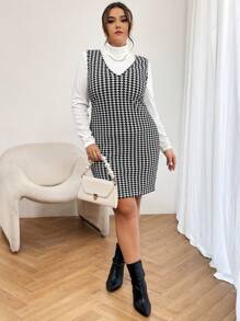 SHEIN Privé 大碼兩件套套裝:千鳥格印花無袖洋裝和POLO衫 - 黑與白 - 查看 5