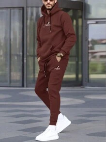 Manfinity Homme Men Letter Graphic Kangaroo Pocket Drawstring Hoodie & Sweatpants - Coffee Brown - View 1