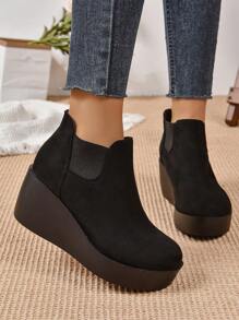 秋冬女装时尚大码新款黑色切尔西聚氨酯坡跟厚底防水踝靴和短靴，女靴