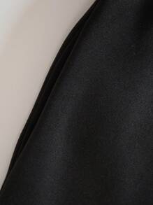 SHEIN Essnce Slogan Graphic Zip Up Drawstring Thermal Lined Hoodie - Black - View 3