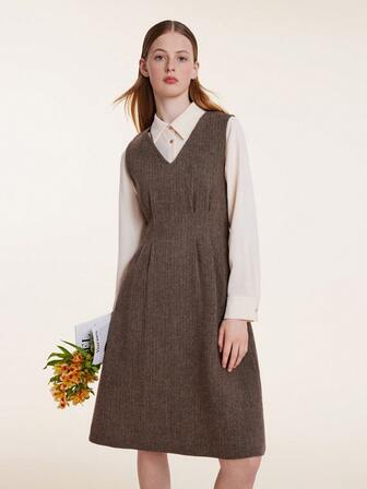  GOELIA Solid Shirt & Fold Pleated Detail 100% Wool V-neck Dress Two Piece Set