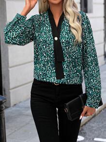 SHEIN LUNE Allover Print Contrast Trim Lantern Sleeve Blouse - Dark Green - View 7