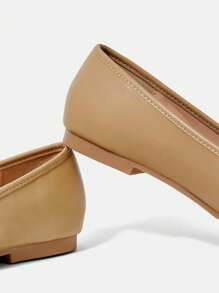 Women's Flat Shoes - Apricot - View 5