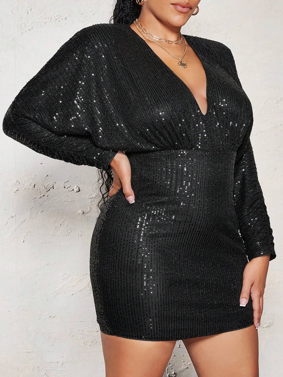 Plus Size Women'S Black Sequined Batwing Sleeve Dress