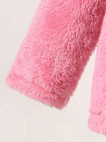 SHEIN 年輕女孩 1 件毛絨外套和卡通圖案 T 恤和腳套 - 粉色 - 查看 6