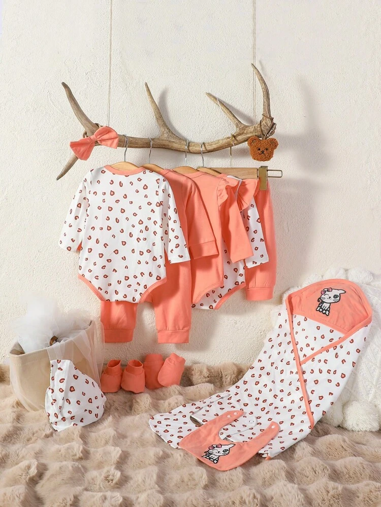Baby Girl Cartoon Graphic Contrast Binding Bodysuit & Jumpsuit & Pants With Bib Gift Set