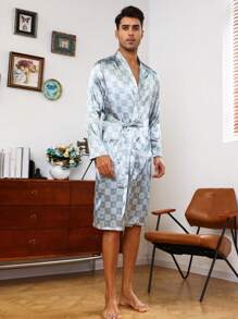 Men Checkerboard Print Dual Pockets Belted Robe - Grey - View 3