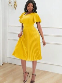 Đầm mùa hè thanh lịch với cổ áo bất đối xứng, viền bèo nhún và gấu đầm xếp ly. - Màu vàng - Xem 6