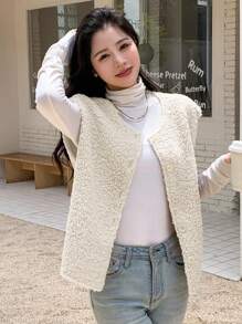 DAZY Chất rắn Nút phía trước Teddy Áo khoác vest - Màu be - Xem 4
