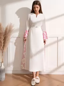 Al Najma 女式纯色简约连衣裙，端庄 - 白色 - 查看 6