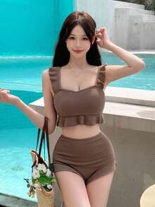 DAZY Tanquini con pantalones cortos sólidos y ribete de volantes - Café integral - Ver 4