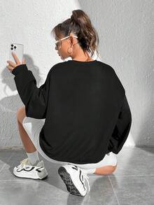 SHEIN Qutie Đồ họa trái tim & khẩu hiệu Thả vai Áo nỉ - màu đen - Xem 2