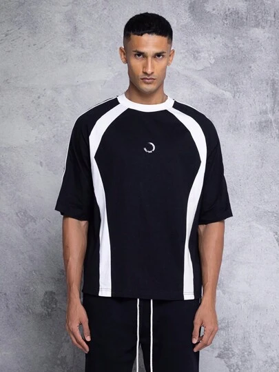 SUMWON 正面徽标图案印花插肩 T 恤