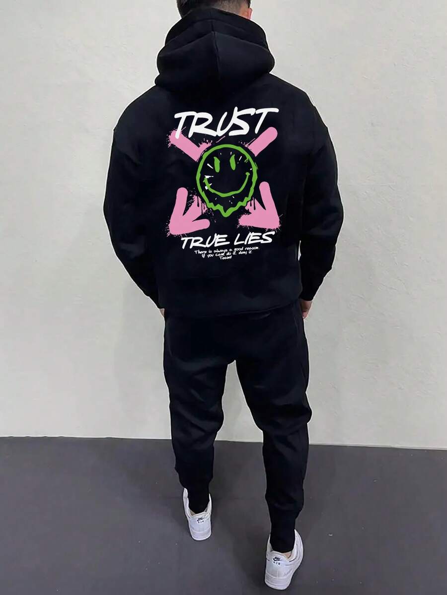 Manfinity EMRG Hombres talla grande Pantalones deportivos con capucha con estampado de slogan con cordón - Negro - Ver 1