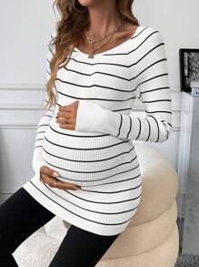 SHEIN 孕婦條紋圖案條紋針織插肩袖套頭毛衣 - 黑與白 - 查看 1