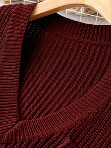 SHEIN LUNE Plus Solid Pocket Patched V Neck Ribbed Knit Top - Burgundy - View 5