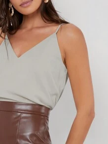 BizChic Chất rắn Cami ngọn Trang phục làm việc - Màu Xám nhạt - Xem 3