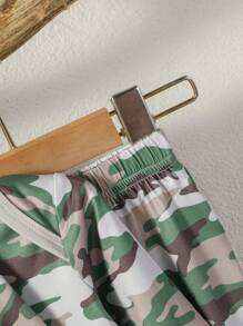 SHEIN Baby Boy Car Print Bodysuit & Camo Print Pants & Jumpsuit & Hat & Bibs & Gloves & Blanket