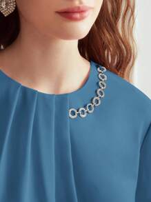 MOTF PREMIUM 鏈條裝飾襯衫 - 霧霾藍 - 查看 2