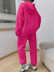 SHEIN Unity 字母圖案袋鼠口袋落肩袖抽繩連帽衫和運動褲 - 玫紅色 - 查看 2