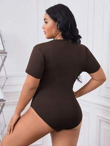 SHEIN Essnce Mono De Talla Grande