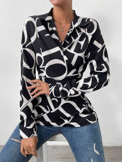 SHEIN Unity Allover Letter Graphic Knot Side Wrap Blouse