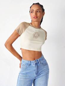 Muchica Áo thun Gân đan Đồ họa Giải trí - Màu Khaki - Xem 3