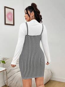 SHEIN EZwear Plus Size Women's Knit White Ribbed T-shirt And Houndstooth Printed Dress Two Pieces Set - Black and White - View 2