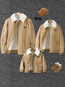 Nam Chi tiết Patched thư Cổ áo Borg Lót Teddy Áo khoác - Màu be - Xem 8