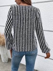Chiquease Striped Print Lantern Sleeve Tee