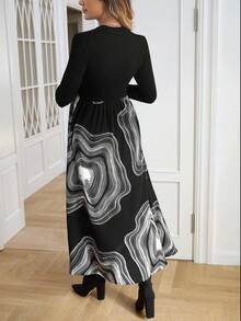 SHEIN Maternity Graphic Print A-line Dress - Black - View 3