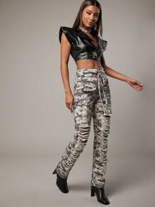 SHEIN Haute 迷彩印花破洞帶蓋口袋牛仔褲 - 彩色 - 查看 4