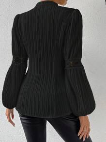 Chiquease 水溶蕾絲拼接燈籠袖襯衫 - 黑色 - 查看 2